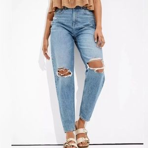American Eagle Relaxed Mom Jean - size 4